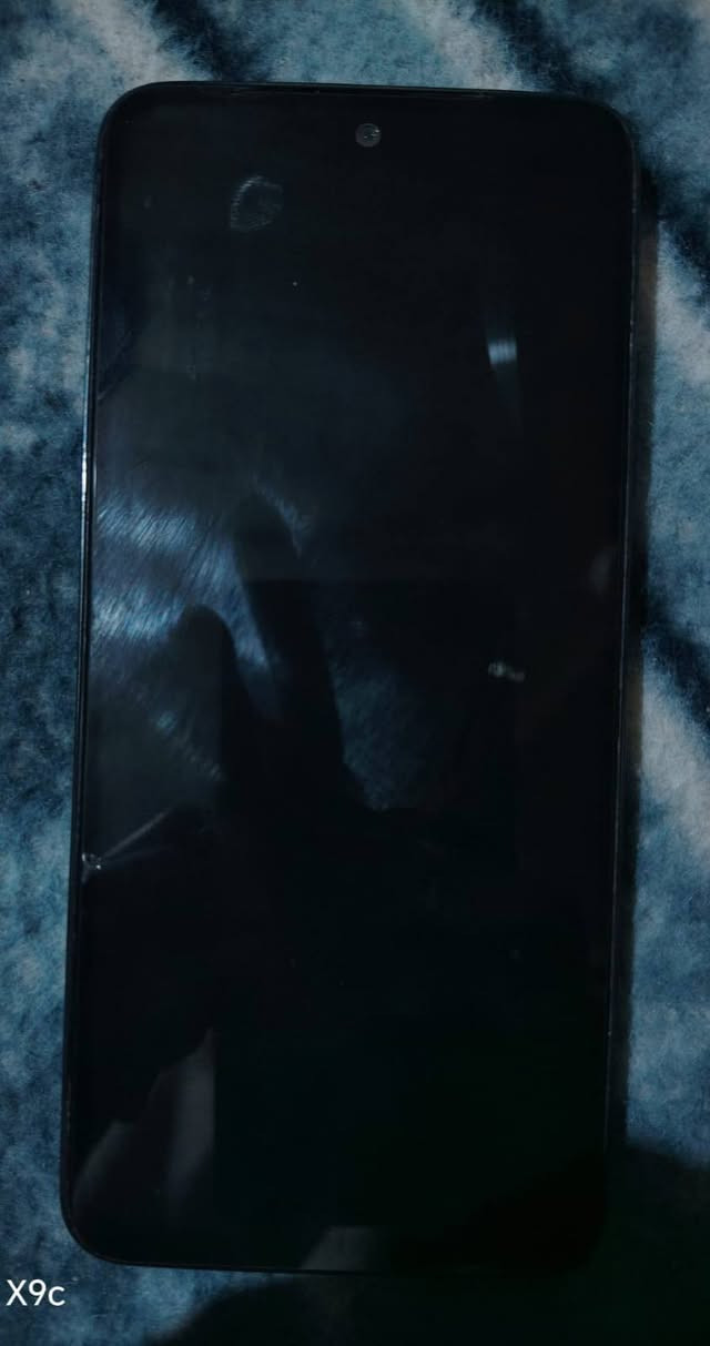 السلام عليكم ورحمه الله
Poco M4 Pro للبيع بوكو

مواصفات الجهاز

ذاكره 256
رام 8 جيجابايت 
المعالج G96 بتردد يصل الى 2.05 جيجاهرتز
جهاز كلش نضيف الله شاهد لمس خفيف وحلو  كلشي شغال بيه فقط مبدل شاشه مره وحده بس كلش نضيف سهوله استخدامه كلش حلو وبي لزكه ويجي وياه كفـر حمايه يدعم شبكه وجميع التطبيقات 
كلش حلو 
اراوس ب ايفون عادي بس نضيف 
تشتري ادخل خاص ماتشتري لاتدخل رجاءً


**إذا كنت صاحب هذا الإعلان وتريد حذفه لأي سبب، رجاءا أرسل رسالة إلى الدعم الفني**