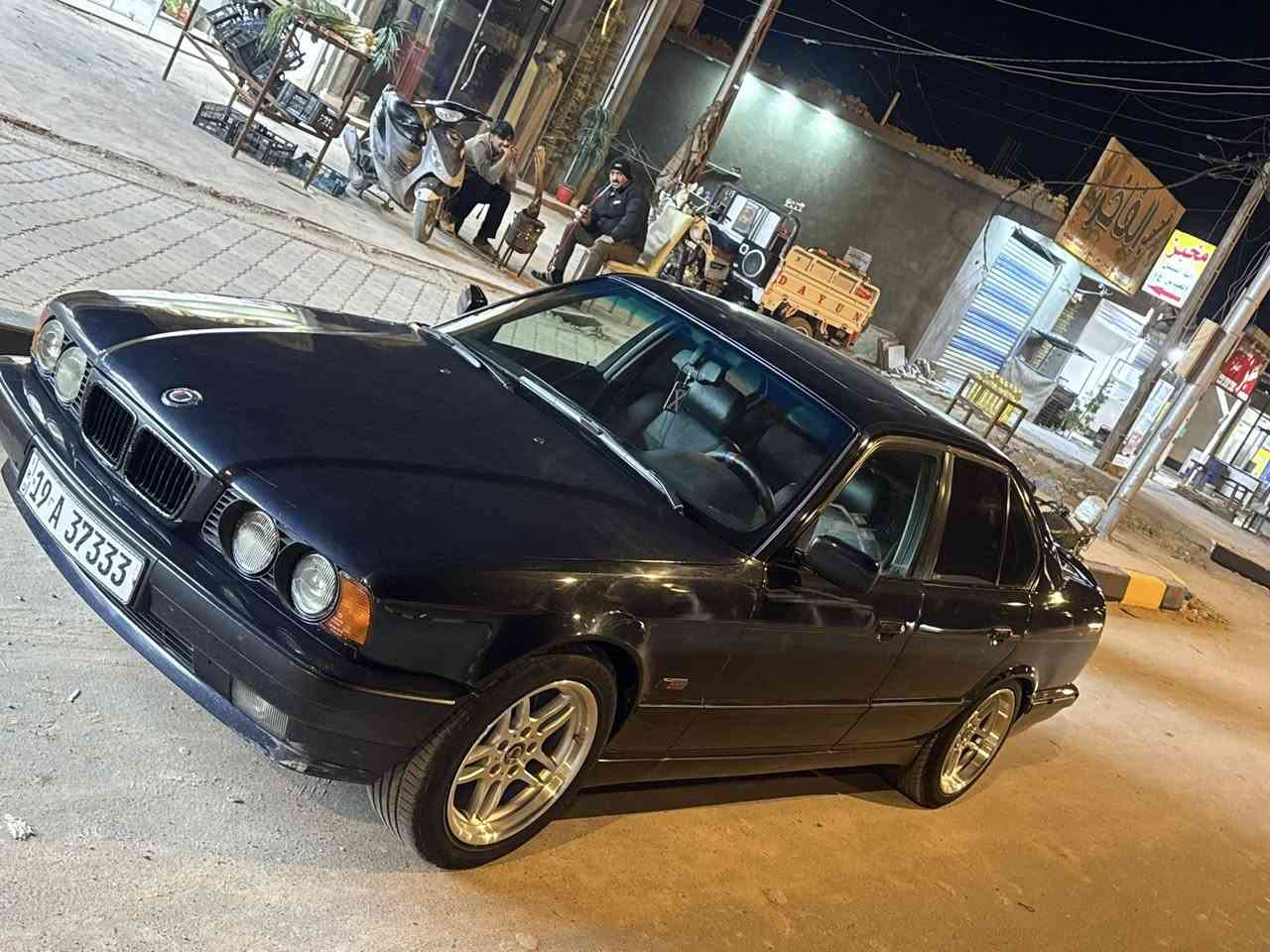 بي ام دبليو 525موديل 93 كربلاء مميز انكليزي  فول مواصفات كلها بلاد مصبوغه جماليه فقط جاهزه من كل نواحي تبريد تخم تاير ويل ام سنويه اله ٢٠٣٠
السعر 68$ وبيها مجال قليل
للستفسار اتصال على ***********
