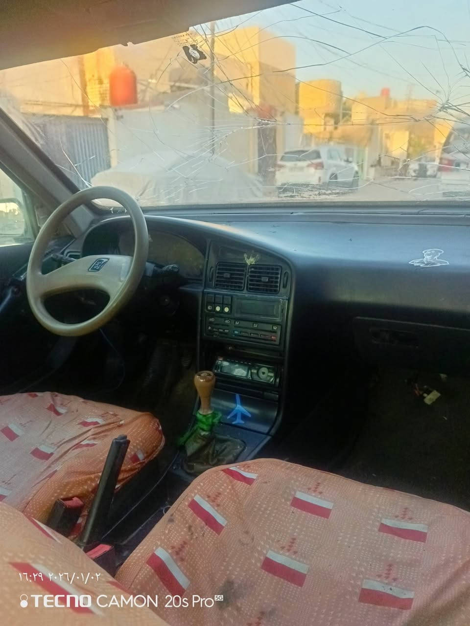 سلام عليكم بيجو 405 رقم ورقي بدون راعي سياره قطرت خياس مابيه كير ومكينه حلوات كلش بس حداديه شويه وكهربئيات بس كلوبات خلفيه جامه للماميه مفطره سنويه اصليه راعيه بحي للوفائ ما واصله سعر 15 رقم للهاتف ***********مكاني نجف
