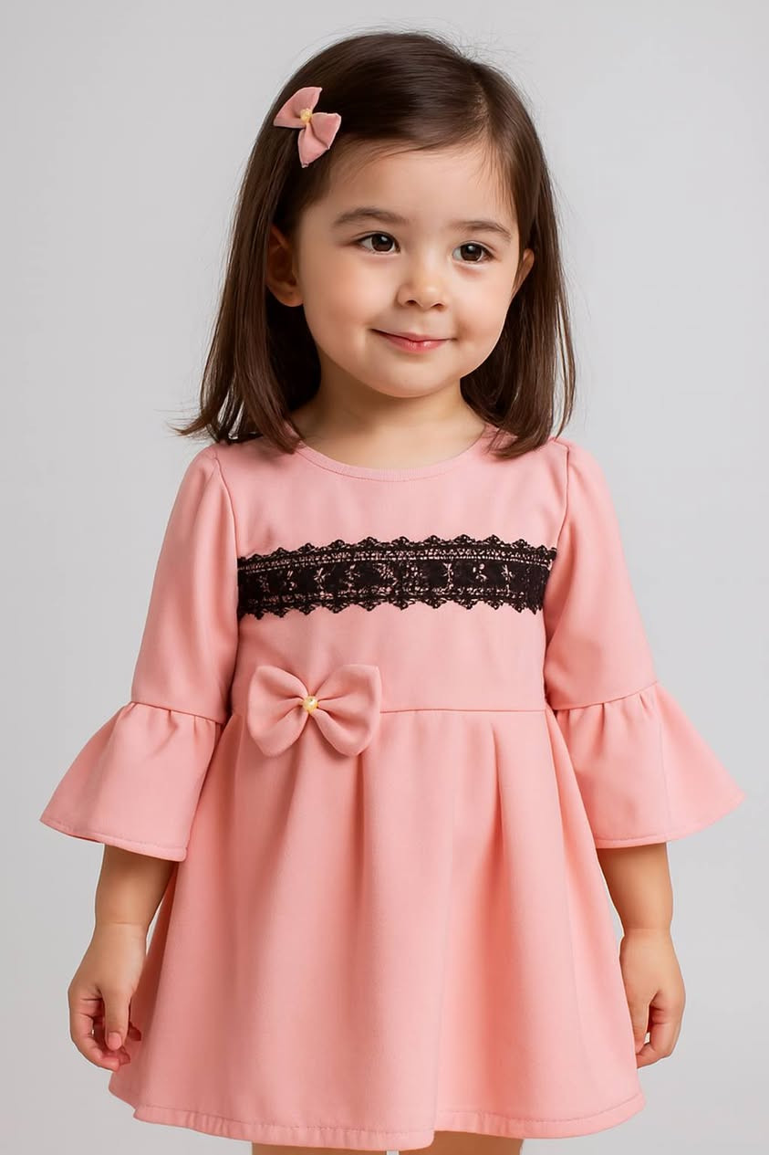 🌸 الجمال على أصوله ✨
فستان بناتي بتصميم راقي وجذاب،
ليكتمل الستايل بأجمل صورة 🇹🇷✅
القياسات متوفرة من عمر 3سنوات لحد 6سنوات 

العنوان: خانقين شارع المصرف مقابل مجمع ئاراس


**إذا كنت صاحب هذا الإعلان وتريد حذفه لأي سبب، رجاءا أرسل رسالة إلى الدعم الفني**