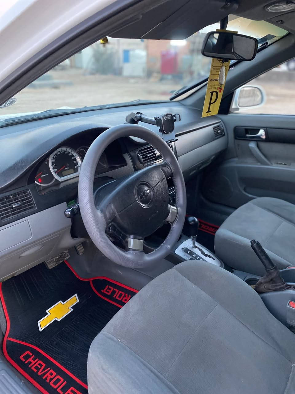 سيارة اوبترا موديل 2011
كفالة عامة ، مكينة كير مكفول ، سيارة بأسمي شرط التحويل ، تبريد شغال ، بيها بارد بالداير صفحة السايق ، السعر 85 وبيها مجال 
للاستفسار 
***********
