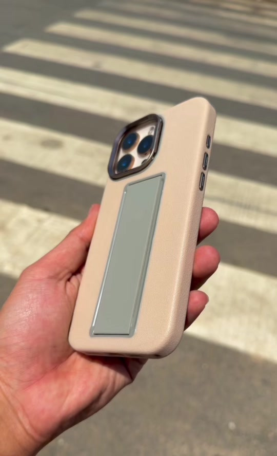 #باركود_ستور / متوفر 16 برو ماكس /#iphone #caseiphone #16promax 


**إذا كنت صاحب هذا الإعلان وتريد حذفه لأي سبب، رجاءا أرسل رسالة إلى الدعم الفني**