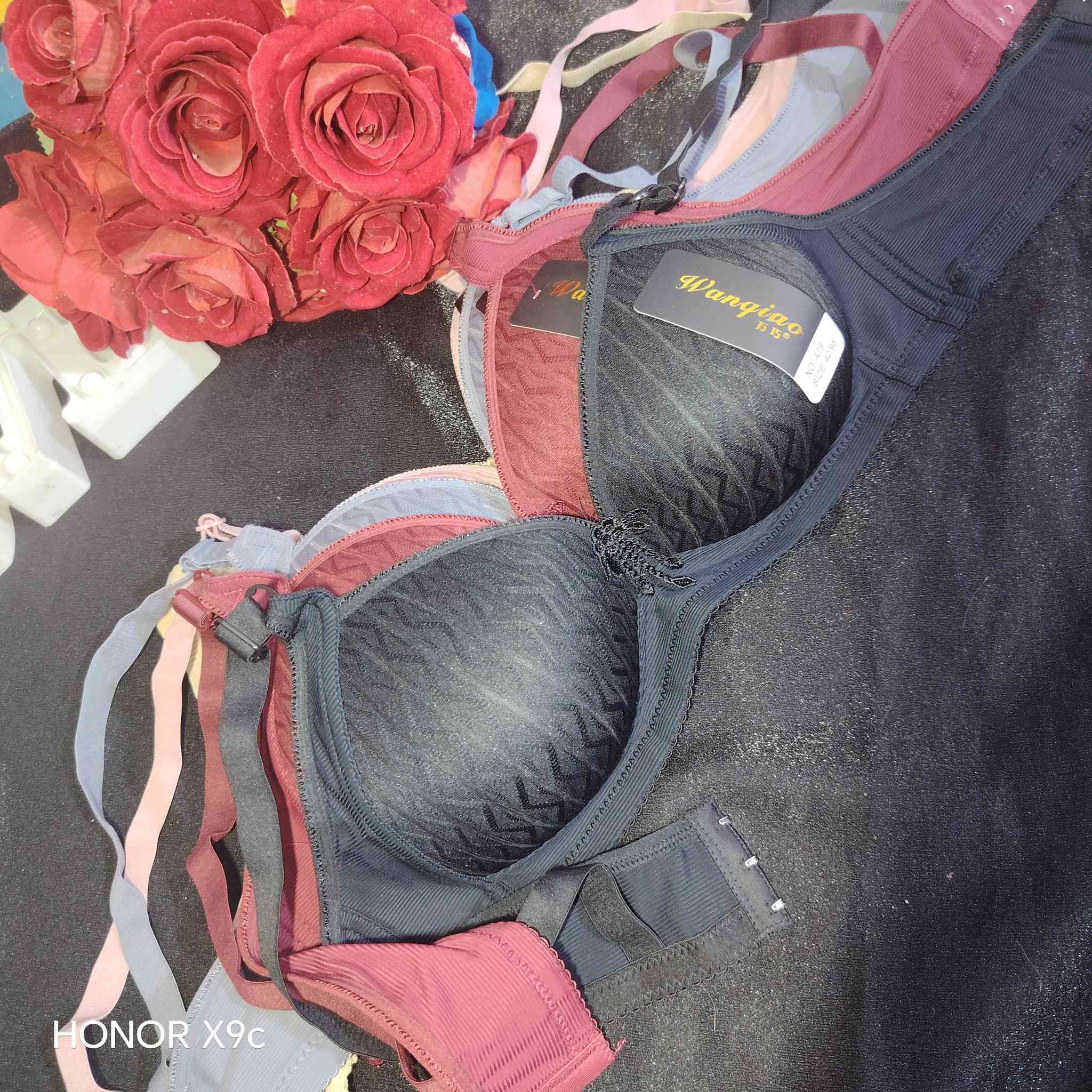 توفرت ملابس داخليه
لبسان قطني الأصلي شرط الفحص
الكابري الأصلي ابو الكرتون
ومتوفر سفنجه خفيفه ودبل
ومتوفر سيتات نوعيتين

وسوينه الكم عرض ع توصيل الأنبار الفين بدل 3 والمحافظات كلها 3 الاف بدل 5
رأوه الف والطلب الي يعبر 15 توصيل مجاني رأوه فقط


**إذا كنت صاحب هذا الإعلان وتريد حذفه لأي سبب، رجاءا أرسل رسالة إلى الدعم الفني**