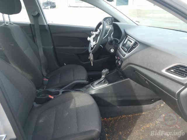 السلام عليكم اكسنت 2020 امريكي محرك 1600 دوش دبل نوزل حادثها جاملغ امامي موجودة صور الحادث بلمنشور ب١١٥$ مكاني بغداد حي الجامعة 
للتواصل ***********
