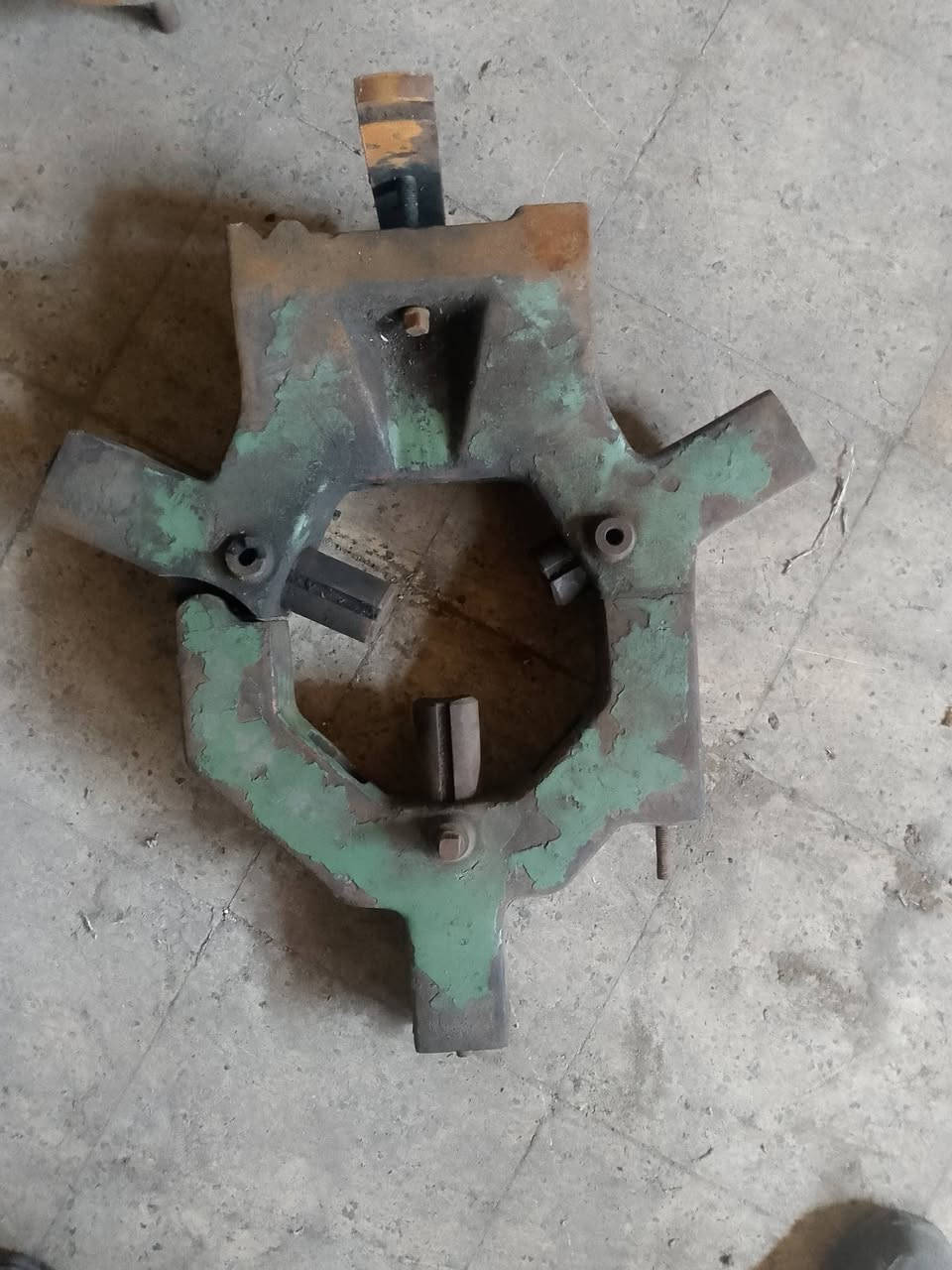 براكيت عدد اثنين القياسات مذكوره اصليات و العينه كلش نظيفة بدون دوكجات عكس تواصل عالرقم تواصل عالرقم *********** ***********
