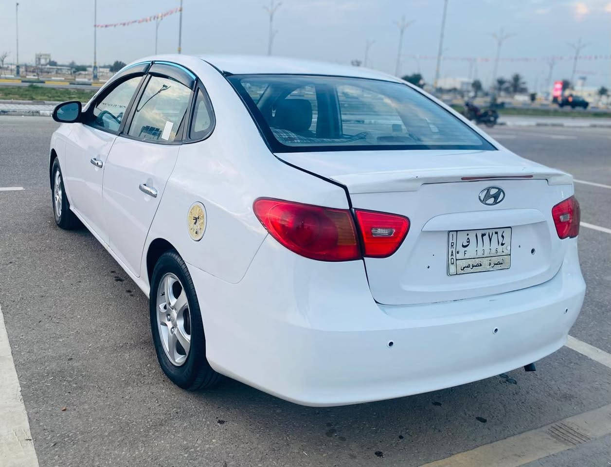 سلام عليكم للبيع هونداي النتره موديل 2011وارد خليجي السعر 94 الموصفات تحكم استيرن اشاير مري حساسات خلفيه مكينه كير حداديه تخم تاير بيها صبغ بل جاملغات الخلفيات اثر ضربه بصيطه  مكان السياره كربلاء الستفسار اكثرعل رقم ***********مكلف بل نشر
