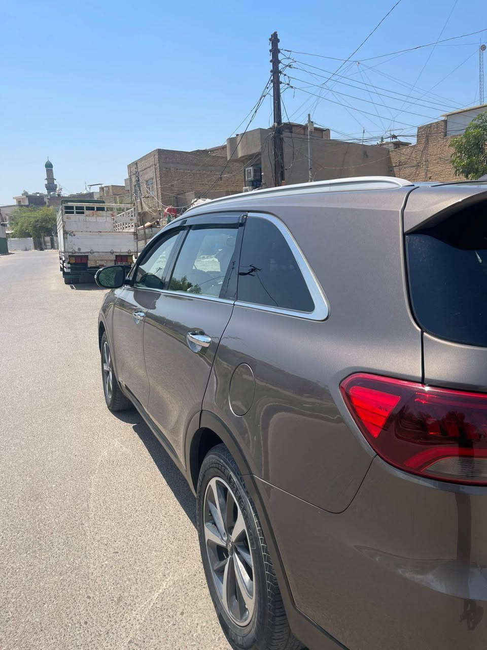 السلام عليكم سورنتو للبيع ٢٠١٩ امريكي تبريد ثلاث قطع كشنات جلد شاشه كبيره كشنات كهرباء السياره خير من الله فول ماعد الفتحه حادثه بنيد فقط بدون بجم محرك 6 سلندر 4×4 7 راكب  رقم بغداد مكان السياره بغداد 185للاستفسار ***********
