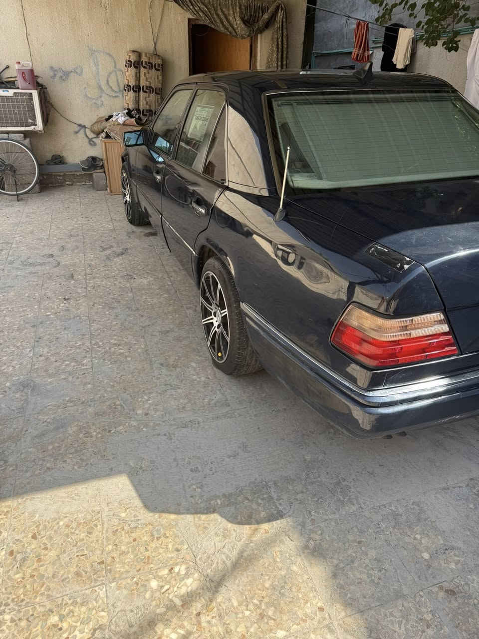 السلام عليكم مارسدس بيبي شبح موديل 95 صبغ عام جماليه مكينه خراطيم 4 سلندر  مكينه وكير كفاله تخمً تاير  اكسل جديد
باتري جديد بس الغرفه ياردلهً ترتيب 
سعر70 وبيه مجال 
رقم بغداد بسمي تحويل ثاني يوم
*********** بالفيس مامتواجدتريد اتصل وبخدمتكً
