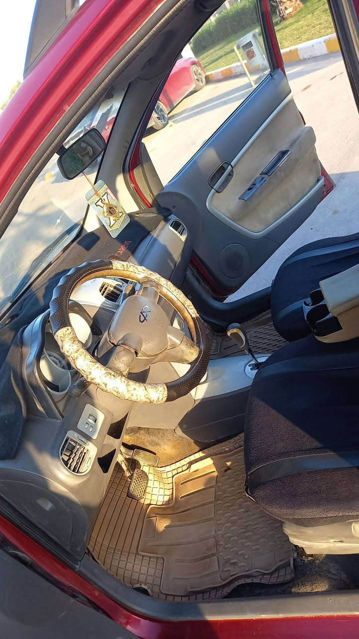 شيري اي وان 2013 محرك 1600 كير مكينه مكفولات تبريد تدفئ دوشمه جديده كهربائياتها كلها شغاله السعر  38 وبيها مجال بسيط مكاني بغداد تحويل ثاني يوم للاستفسار ***********
