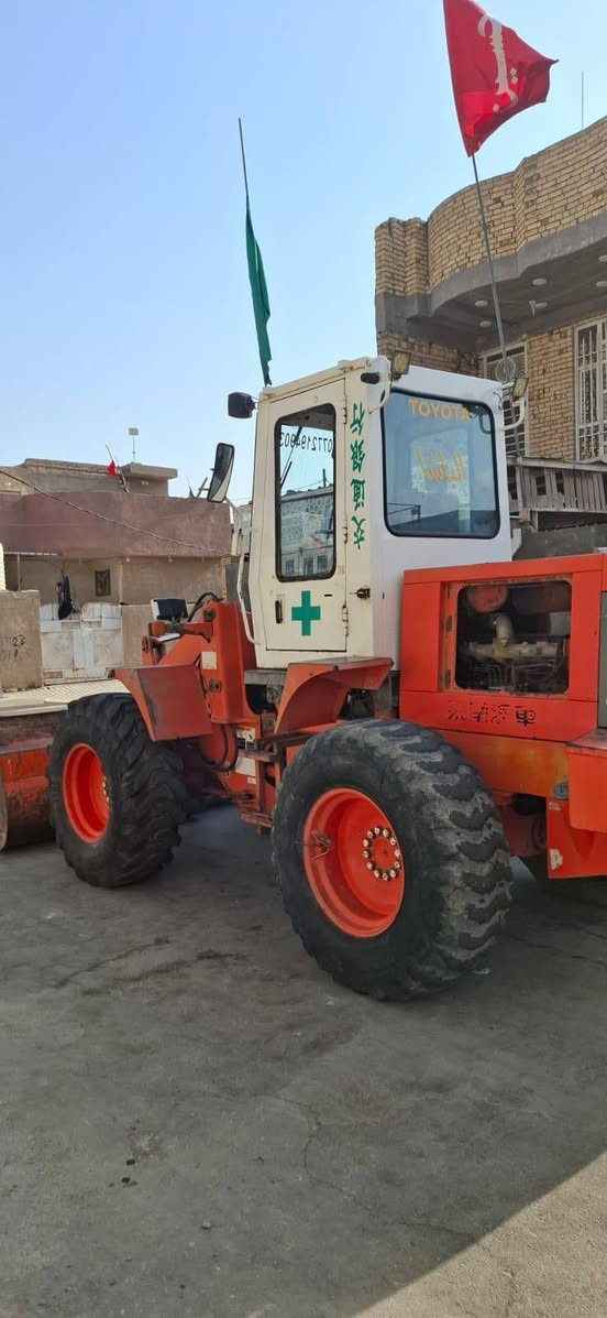 كاوسكي حجم ٥٠ محرك ازوزه ٦ بي بخار رقم وسنويه انكليزي بسمي شرط التحويل للبيع او امراوس حسب القناعه
***********
