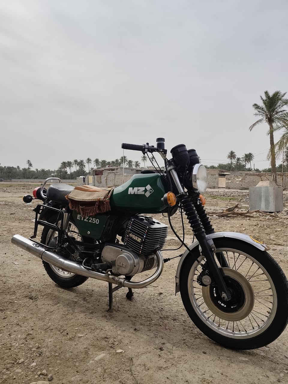 دراجةMZللبيع مكان ديالئ بلدروز
لحيم بل خشم اتصال ***********
