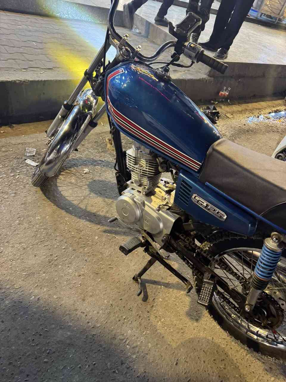 دراجه نامه شلامچه رقم وسنويه شاصي مديل 2022 والتعميره كلهة 25 السعر مليون و650
بيه مجال قليل *********** متواجد واتساب
