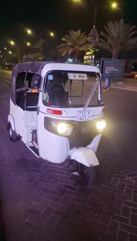 تكاتك 22 كفاله عامه كشر ومحرك 9250وبيها مجال 07712312218 بغداد مدينة ا...