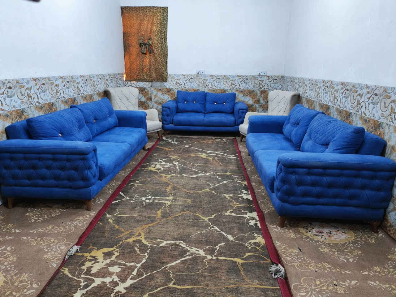 تخم تركي 12 مقعد سرير ومخزن أخو الجديد مابي اي ضرر السعر325 يوجد توصيل داخل كربلاء ***********
