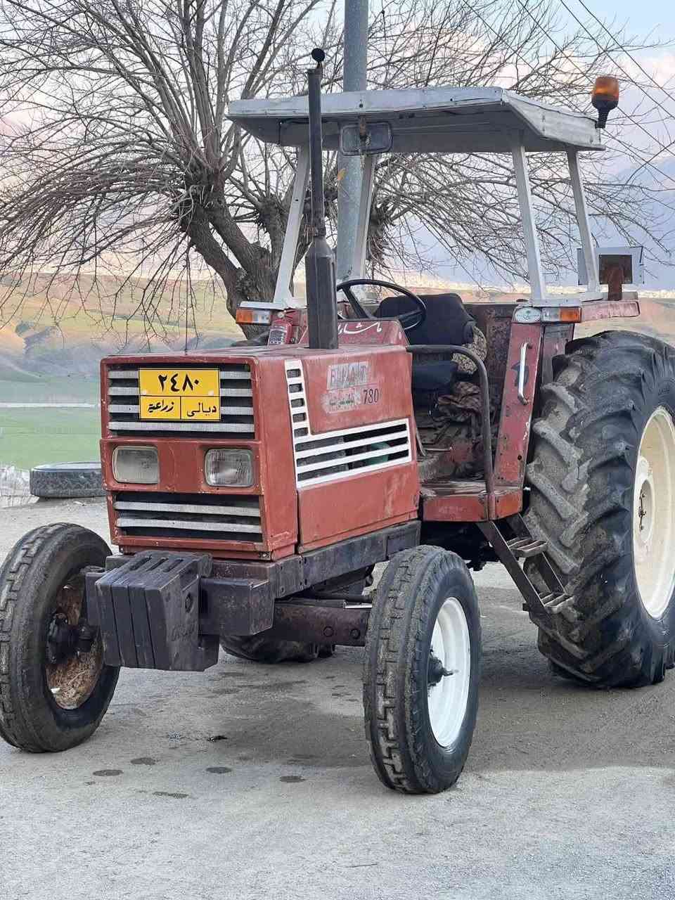 فیات البیع
مودیل 82
کتاب شریكەاصلی دیالی
محرك کیر اکسل کاردن کاروبا بشرط
مکان اربیل . سوران
***********
***********
