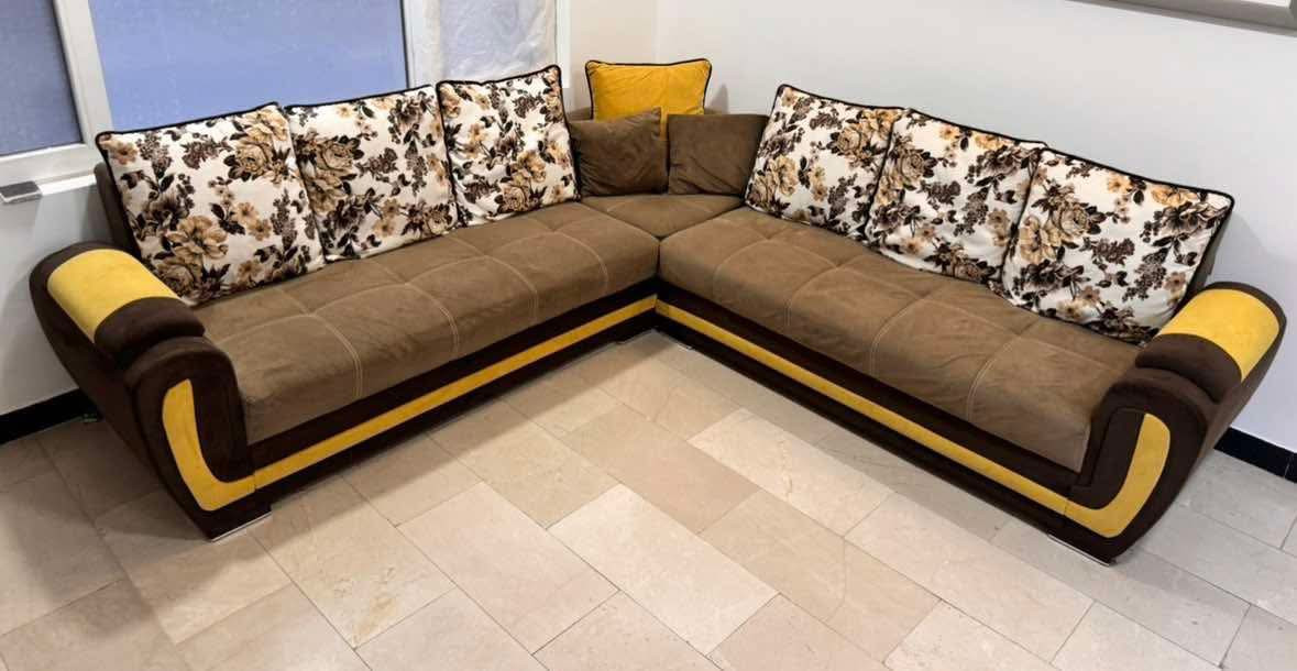 تخم ديوان سبع مقاعد ايي ضرر مابي  نضيف جداً
بغداد / سريع محمد القاسم بعد مرور التاجيات


**إذا كنت صاحب هذا الإعلان وتريد حذفه لأي سبب، رجاءا أرسل رسالة إلى الدعم الفني**