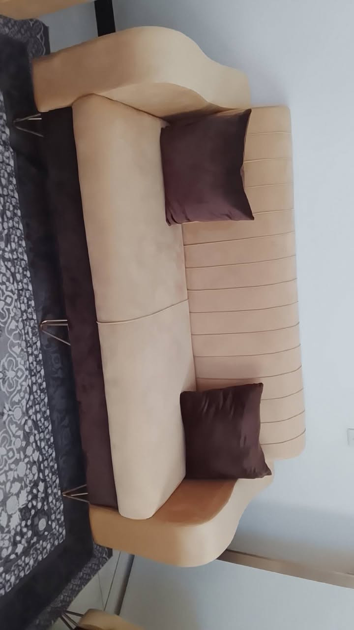 تخم ٨ مقاعد جديد سعره ٣٥٠ وبيه مجال بسيط ٨


**إذا كنت صاحب هذا الإعلان وتريد حذفه لأي سبب، رجاءا أرسل رسالة إلى الدعم الفني**