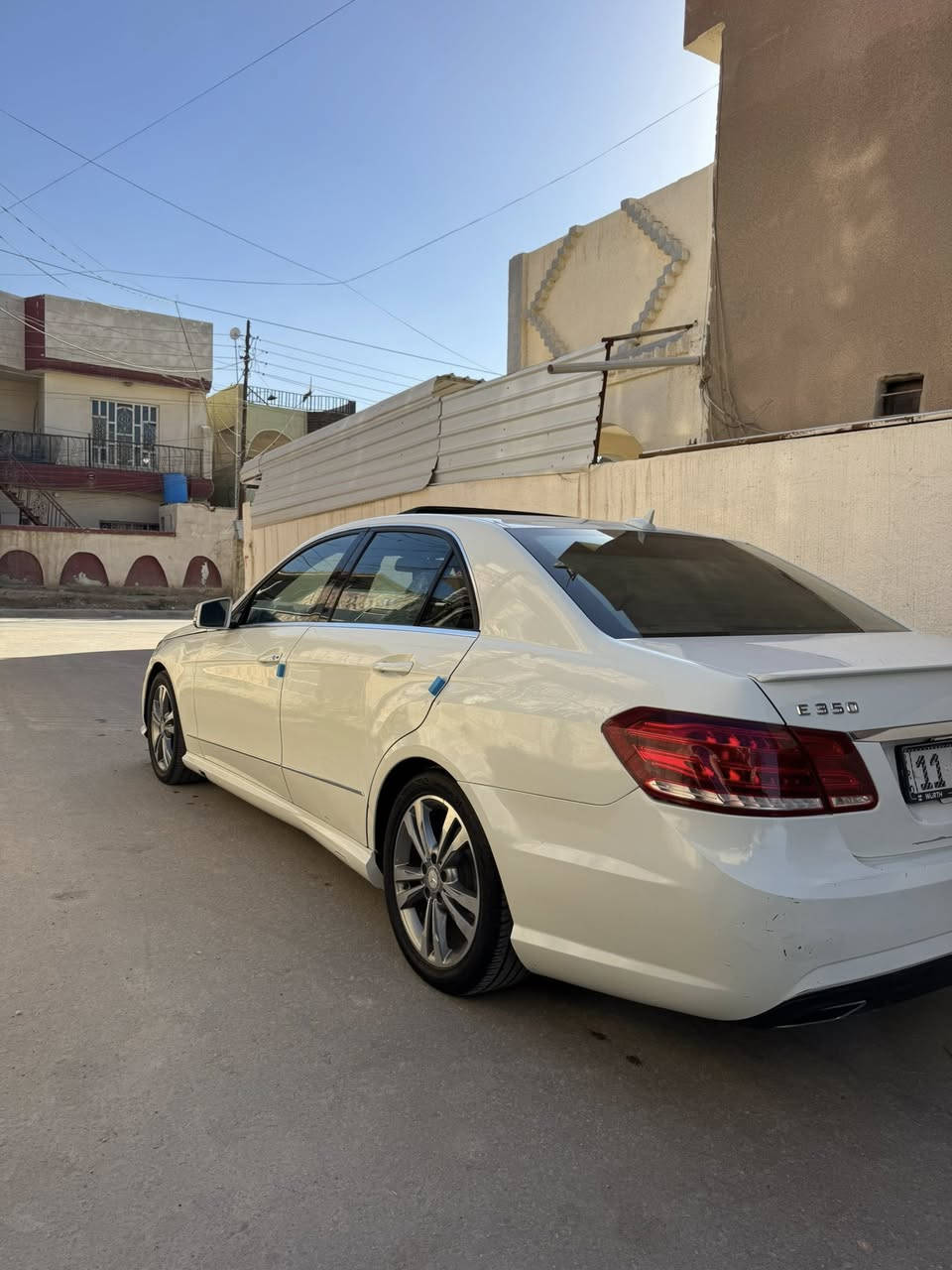 مارسيدس 212/E350 المرغوب مديل 2011 وارد أمريكي داخلة كلين مكفولة كفالة عامة من الصبغ والتبديل سونار موجود السياره فول مواصفات 1/1 كشنات جلد تدفئة وتبريد فتحة شاشة كامره خلفية شفتات ستيرن برده خلفية كهربائي تحديد مسار انضمة قياده  تحكم ستيرن مانع انزلاق بعد بيها هواي مواصفات منضومة زنون السياره جديده بمعنا الكلمة رقم بغداد مميز باسمي تحويل مباشر هزه جديده تخم حدادية تخم تايرات جدد السياره احلى من الصور السعر 160 بيع أو مراوس حسب القناعة مكان السياره بابل مركز المدينة 
***********
