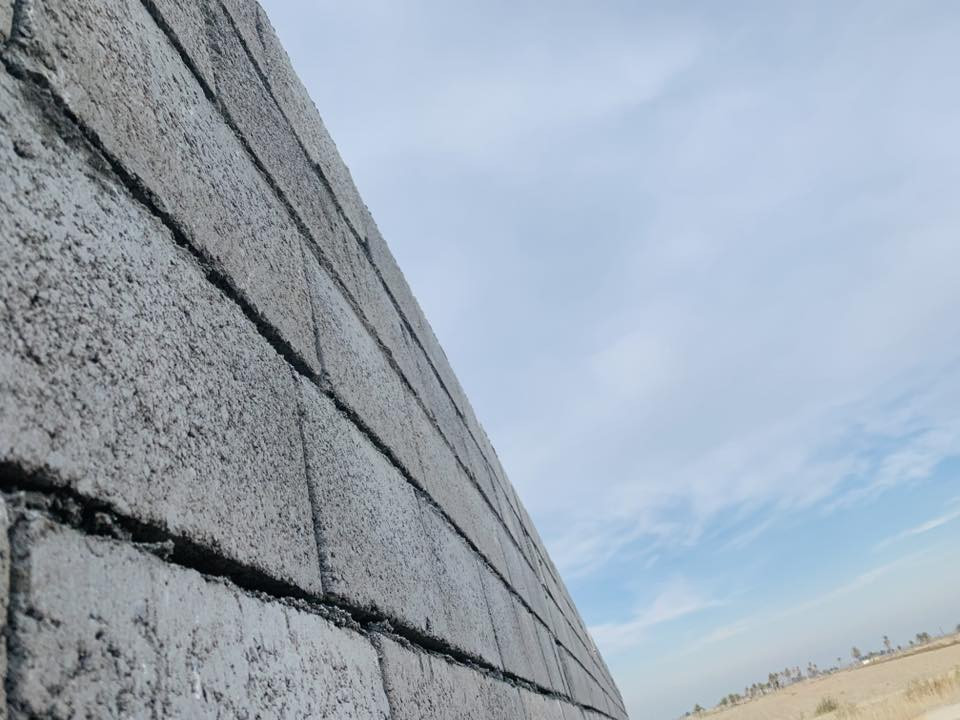 ‏✨ – كادر بصمة إعمار ✨
‏📍 كادر عمال بغداد فقط
‏
‏نقدّم لكم جميع أعمال البناء والتشطيب باحترافية عالية 👷‍♂️🔧
‏
‏⚡ تأسيس كهرباء كامل
‏🔨 تشليع الكاشي + تطبيك الكاشي والسيراميك
‏🏠 إعادة ماستك الأسطح ومعالجة التسريب
‏🪜 تفليش، تقشير الجدران وأعمال الصيانة
‏🚿 تقفيل وتجهيز الحمّامات
‏🚚 تنظيف البيوت
🖇‏ديكور وجبسن بورد صبغ 
🧱👷‍♂️بناء درجا اولئ
🔨 لبخ اسمنت +لبخ جص وابياض

‏✅ دقة بالعمل
‏✅ سرعة بالتنفيذ
‏✅ أسعار مناسبة
‏✅ التزام بالمواعيد
‏✅اشراف العمل

‏📞 للتواصل اتصال أو واتساب:
‏📱 ***********. ***********
‏#الطائي_للآ_عمار_ولديكور
‏🌟 كادر بصمة إعمار… شغلك أمانة بيد أهل الخبرة 🌟
