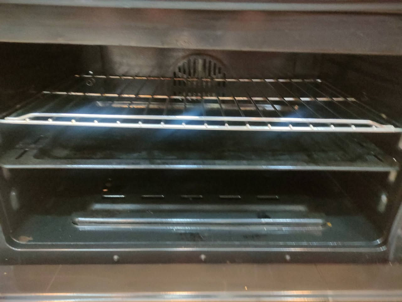 طباخ كريازي مصري
خمس عيون شغالة ناره قوية
فرن طابقين ونظام مروحة
سعر ٢٥٠ الف من الاخير


**إذا كنت صاحب هذا الإعلان وتريد حذفه لأي سبب، رجاءا أرسل رسالة إلى الدعم الفني**