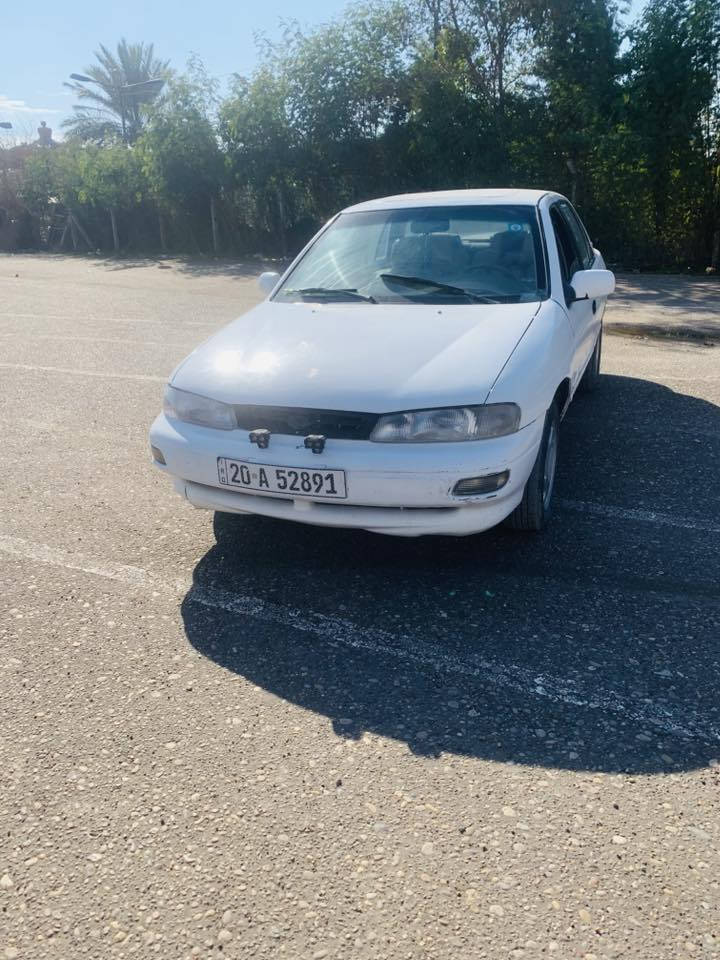 السلام عليكم للبيع كيا سيفيا موديل.95
رقم اديالى انكليزي باسمي تحويل اشوكت ماتريد 
سياره نضيفه فول 

السعر 32 وبيها مجال 

 كير محرك شرط 
محرك جبير فول نشاط  
كهربائيات كلها شغاله فول 
تبريد ثلج ❄️ 
بدون اخياس 
كشرها نضيف 
مسجل شغال 
رونات شغاله 
كيج بانزين 
كيج حماوه 
رون السرعه شغال 

سياره جاهزه 

مكان السياره 
صلاح الدين 
الضلوعيه 

السعر 32 وبيها مجال
 
الاتصال ***********
