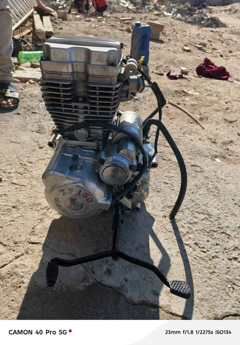 مكينه همر شرط الشغل مكينه كايمه مره وحده ومجفته تجفيت درجه اوله كبل خليهه ع الستوته وشغلهه سعره ١٠٠ الف ***********
