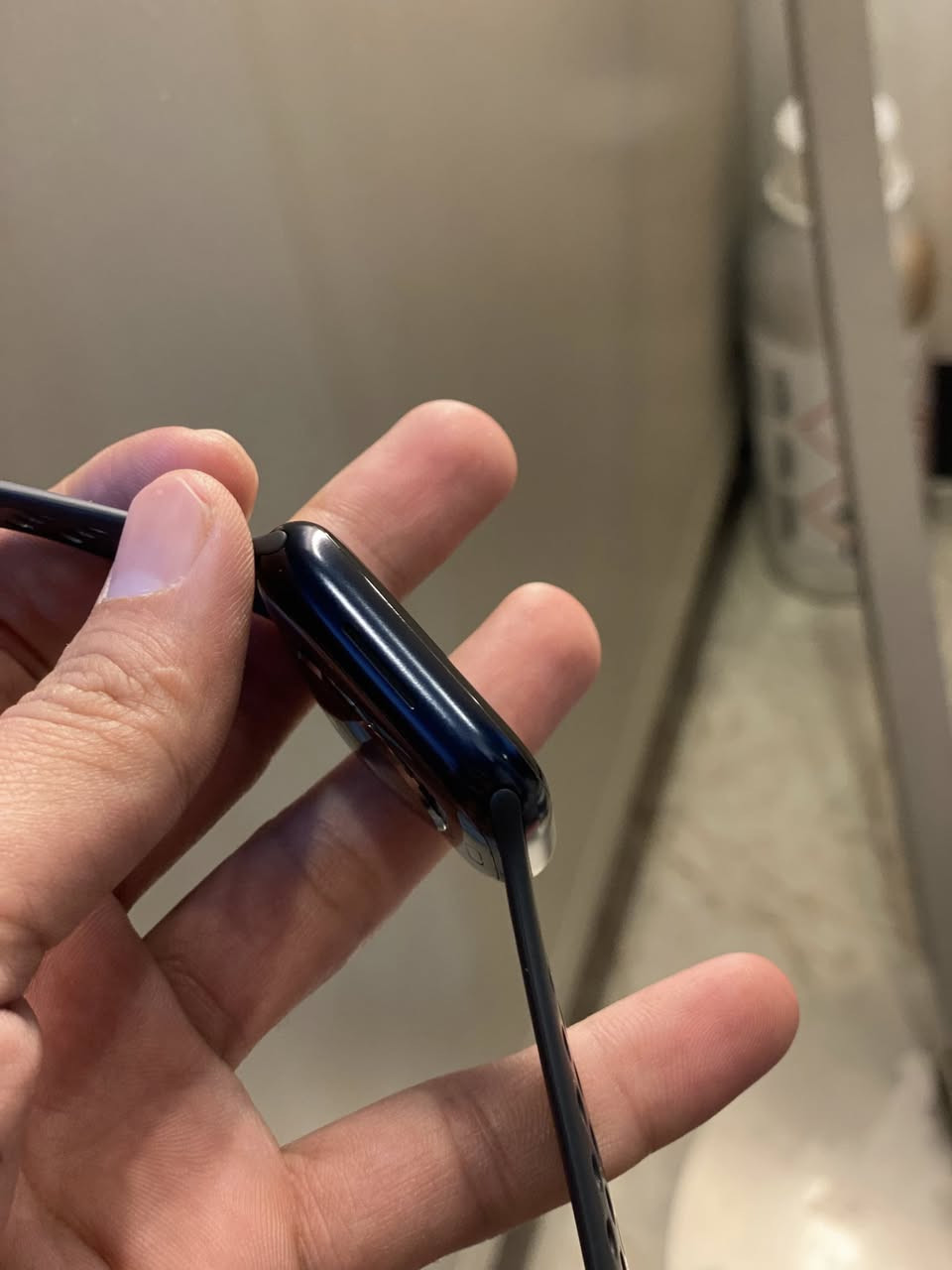 ساعة ابل جيل 7 نايك 
كامل ملحقات 
بطارية 90 
نضافة 100/100
سعر 200
بغداد/كاظمية /جكوك
***********
