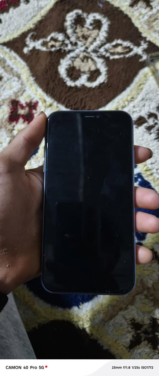 السلام عليكم
11 عادي 🔥
بطاريه 🔋76
ذاكره 💾64
جهاز خير من الله يكفيني شحن وكع مني وطلع بي اشعار شاشه بس ممبدله انطيك ضمان رايد مراوس ب 11 برو ماكس وانطي فرق عادي مكاني كركوك عروبه تواصل موحود فيس وتساب خابرني وبيك خير ودلل  رقمي ***********
