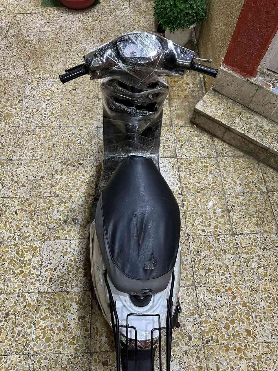 دراجه 9  ازروف السعر 400 الاتصال ***********
