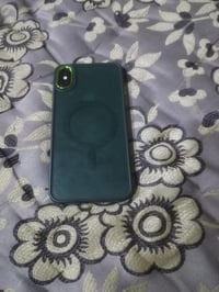 شباب اكس ماكس ذاكره ٢٥٦للبيع بطاريه مبدله ١٠٠وضهر مكسور فقط الباقي شرط...