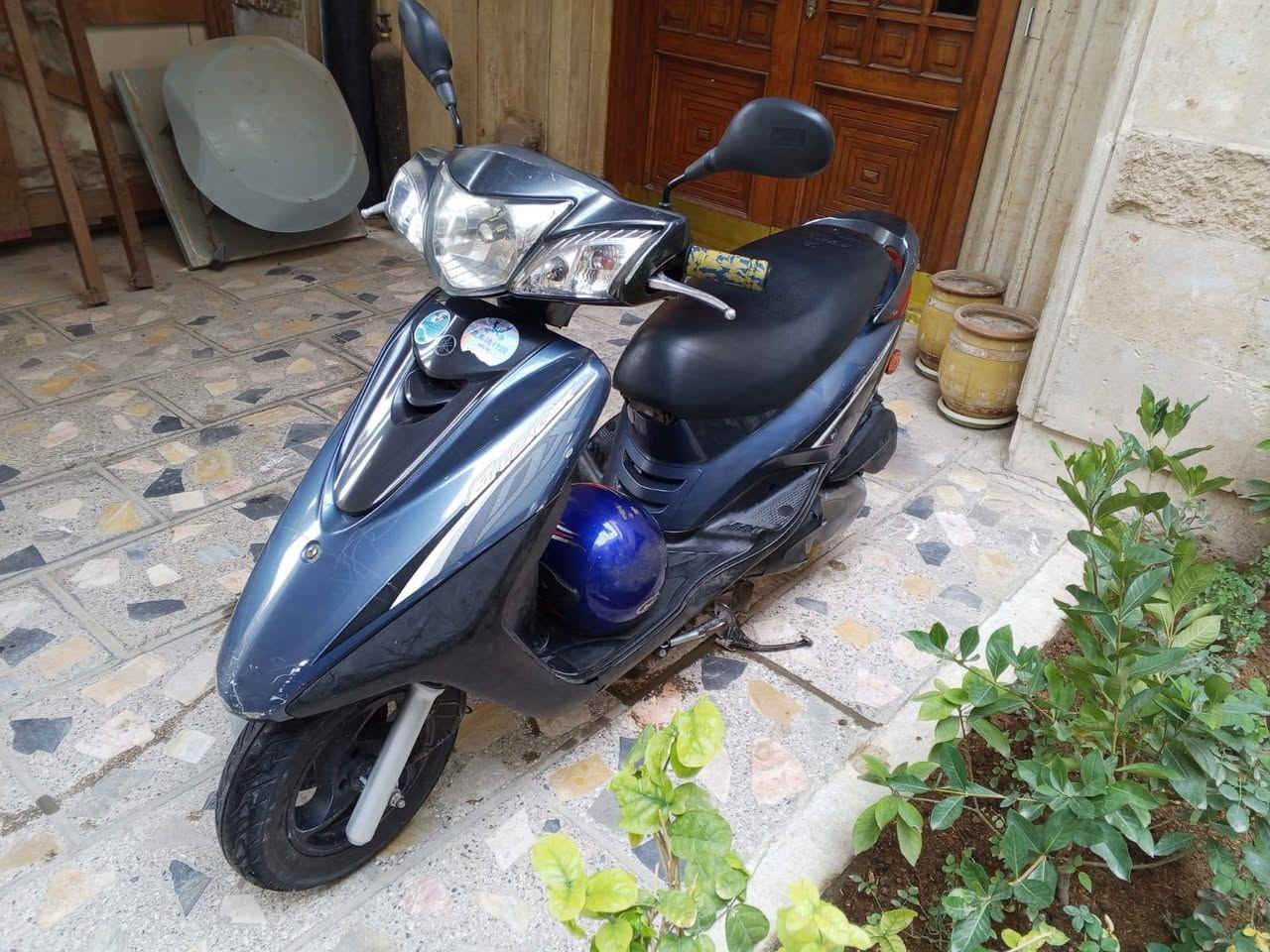 دراجه ناريه لكزز بغبغاء
السعر 900وبيها مجال 
رمبا قبل سبع اشهر 

العنوان 
بغداد كاظميه الطي
مكلف بالنشر 

***********
