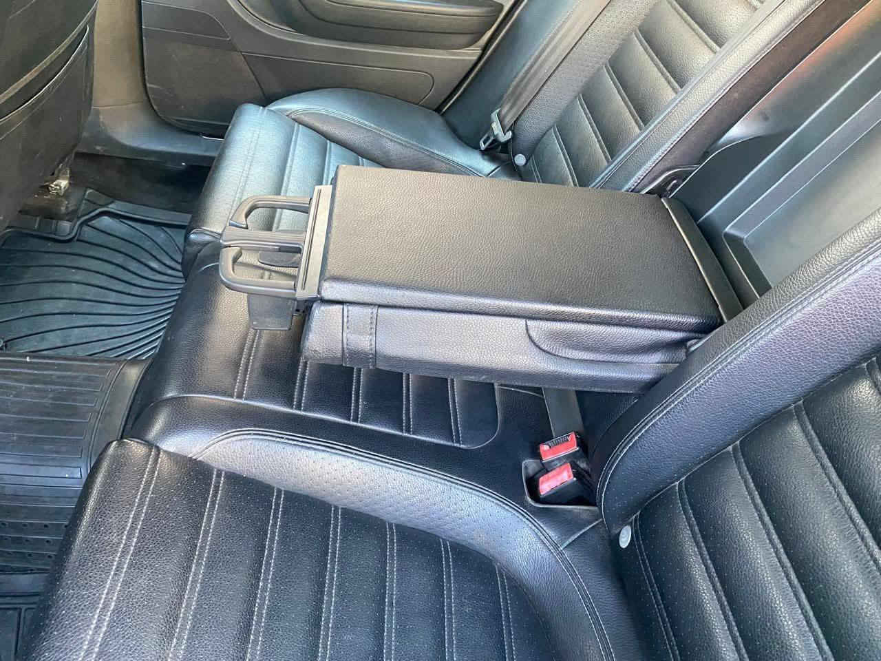 سلام عليكم
فوكسواكن باسات Cc 

موديل ٢٠١٣  اتريد تحويل او كاله 
رقم دهوك 
بدون صبغ بيها مكانين بارد جدا بسيطات اصلا ممبينات وراح رقم الشاصي موجود بل صور 
سيارة كلش جديدة وحلوة 
صيانة كاملة 
سعر 110$ وبيهة مجال بسيط 
تواصل***********
