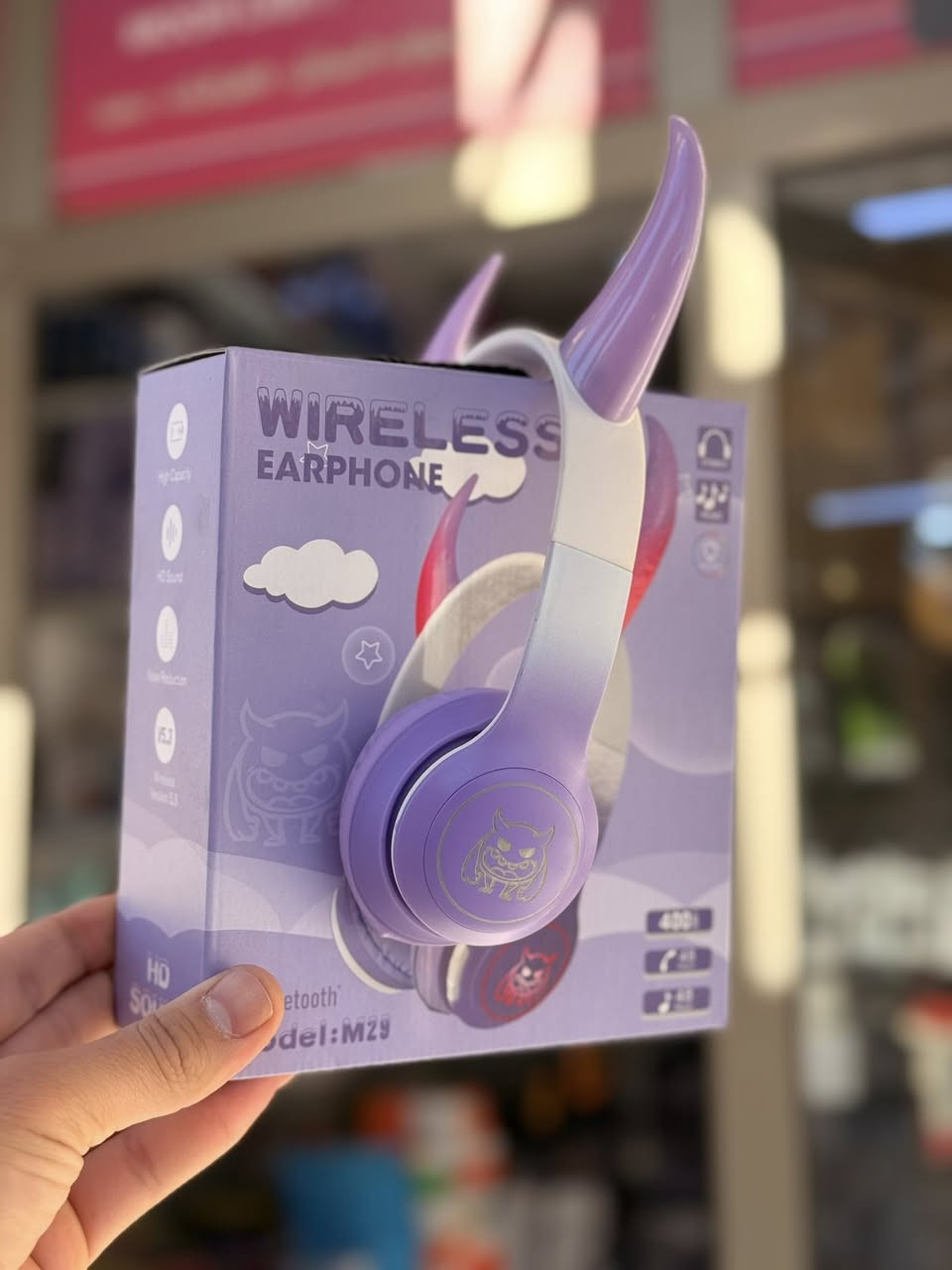 ▪️ سماعة طوك بلوتوث ، بناتي 
▪️ متوفرة بثلاث الوان ( وردي ، بنفسجي ، بحري ) 
▪️ نوعية ممتازة وضمان تجربة 
▫️سعر القطعة 7000 دينار فقط 

➖➖➖➖➖➖➖➖➖➖➖➖➖➖➖
❇️ يتوفر 🚚 توصيل لجميع المحافظات 🔥
للتواصل : متواجدين فقط على الواتساب 
*********** طارق
او الانستغرام https://www.instagram.com/moon_ligth100?igsh=emYyeWVheXUyaHk0&utm_source=qr
➖➖➖➖➖➖➖➖➖➖➖➖➖➖➖
العنوان 📍 : هيت - الجمعية الاولى - ( شارع حامي حميد) ( مكتب مون لايت moon light ) مقابل مجمع الملكة - مجاور مكتبة اقلام
