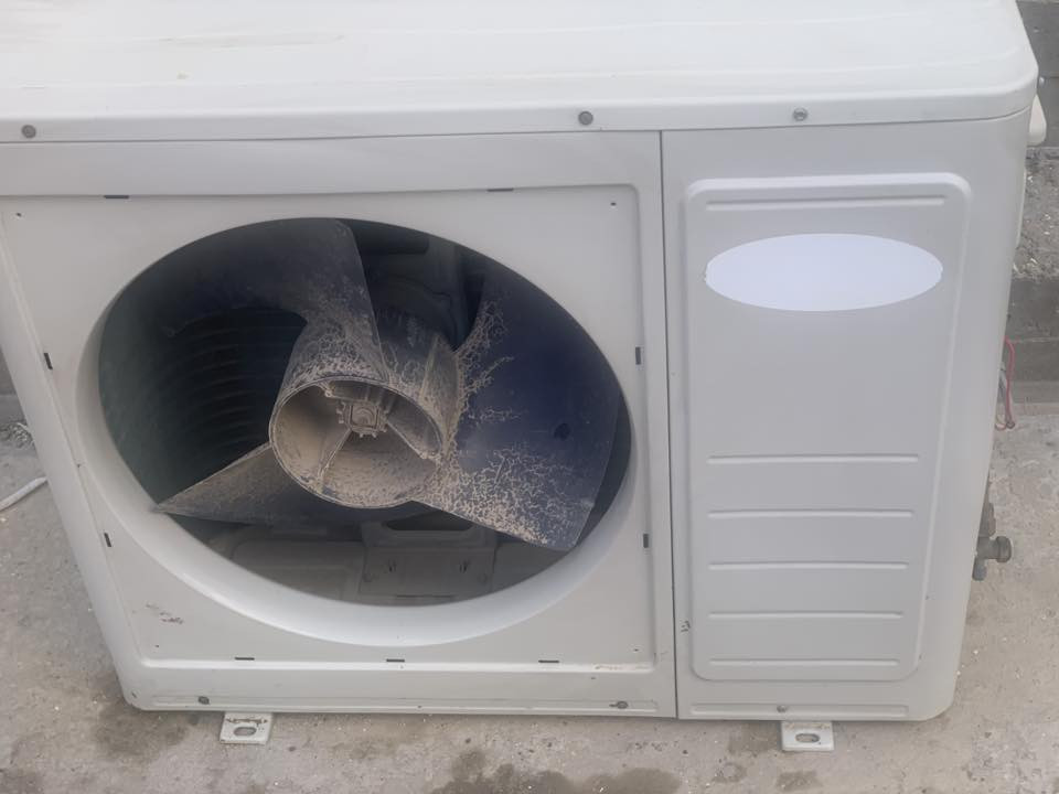 سبلت Career كارير. لبيع نظافه 80‎%‎العنوان النجف الاشرف حي ميسان.  السعر 275وبي مجال قليل. على فحص عجبك تاخذه ما عجبك عوفه. أمام عينك   السبلت 2طن  التواصل على رقم واتساب ***********
