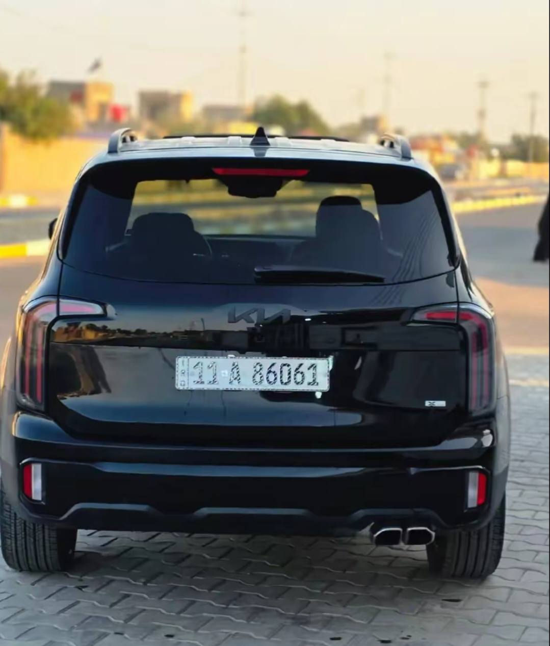 كيا تولرايد برستيج
لون مميز 
فول مواصفات 
بانوراما +فتحة 
كشنات جلد كهرباء تدفئة تبريد 
كشنات خلفية منفصلة Vip
سستم سماعات 🔊 هارمن كارد 
شاشة كبيرة 
4 كامرات جانبية وخلفية وامامية 
مري شفط 
مري قلابة 
شاشة دجتل كبيرة 
5 وضعيات قيادة 
حساسات امامي خلفي 
رادارات 360 درجة 
رادار امامي تفاعلي 
نظام تحديد مسار 
نظام نقطة عمياء 
اوتو هولد 
سايد بريك بصمة 
شحن لاسلكي 
نظام ابل كاربلي 
7 مداخل USB
تحكمات ستيرن 
لدات داخلية محيطية كل ألوان تتغير بلادية 
بردات خلفية 
نظام تبريد مناخ منفصل 
تبريد مركزي 
لايت 4 عدسات اوتو 
نظام محافظة عل طفل مايفتح باب خلفي حال عبور سيارة 
صندوق كهرباء شفط 
نظام اوامر صوتية 
ويل حجم 20 
محرك 3.8 
كير 8 
وبعد بيهة هواي مواصفات 
ماشية
رقم بغداد باسمي 

***********
