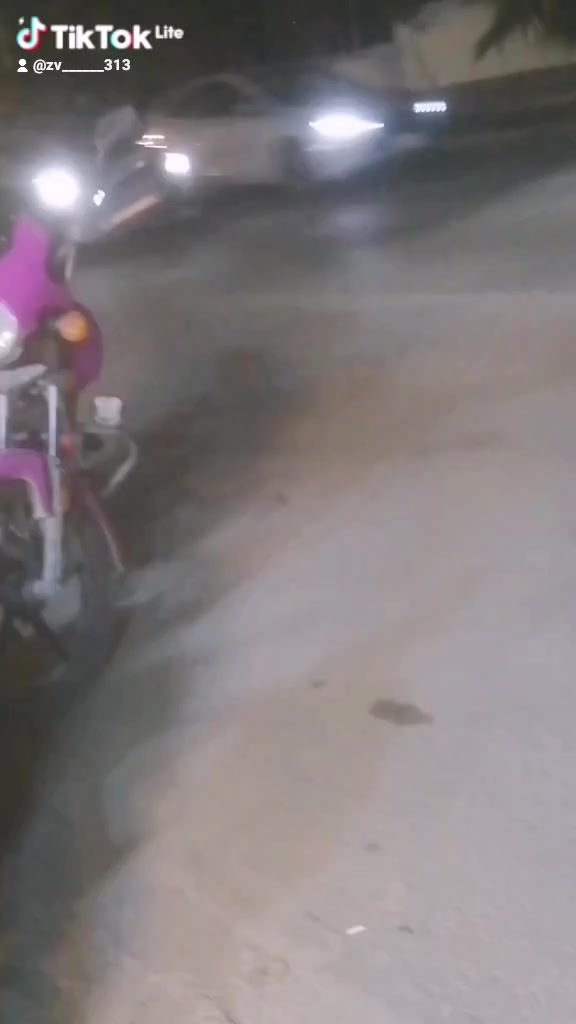 اكسنت فيرنا مزاد سياره نضيفه وجاهزه وخير من الله وزارة الداخلية المكان نجف ***********
