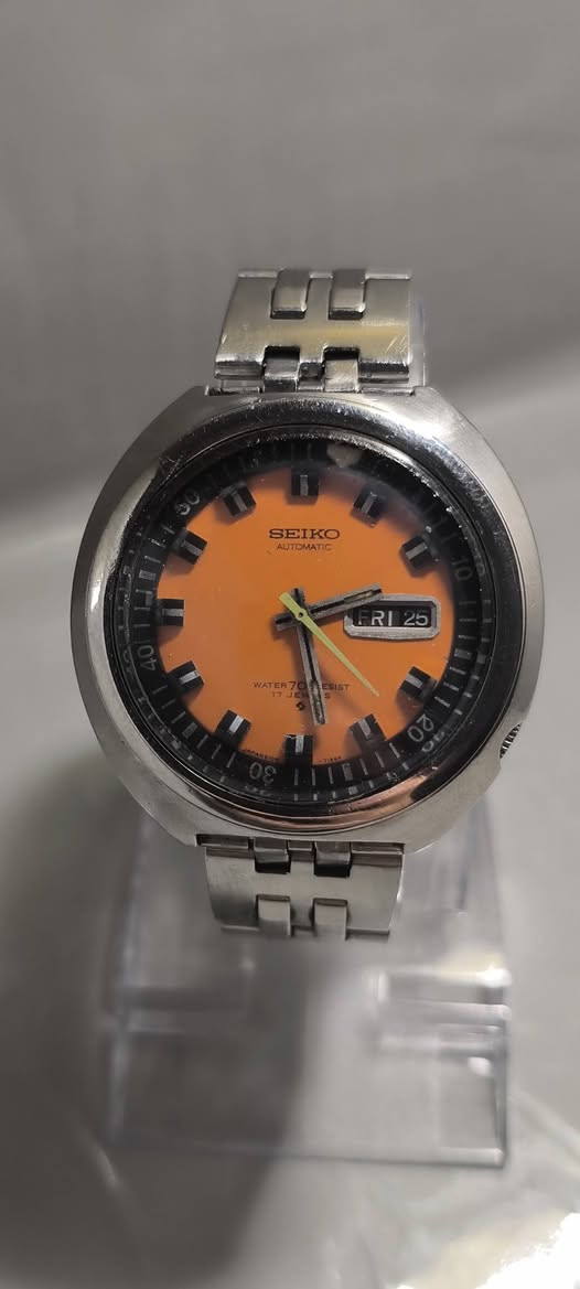 جميع الساعات المعروضه اصل وأصاله 
كل قطعه وسعرها 
للاستفسار خاص


**إذا كنت صاحب هذا الإعلان وتريد حذفه لأي سبب، رجاءا أرسل رسالة إلى الدعم الفني**