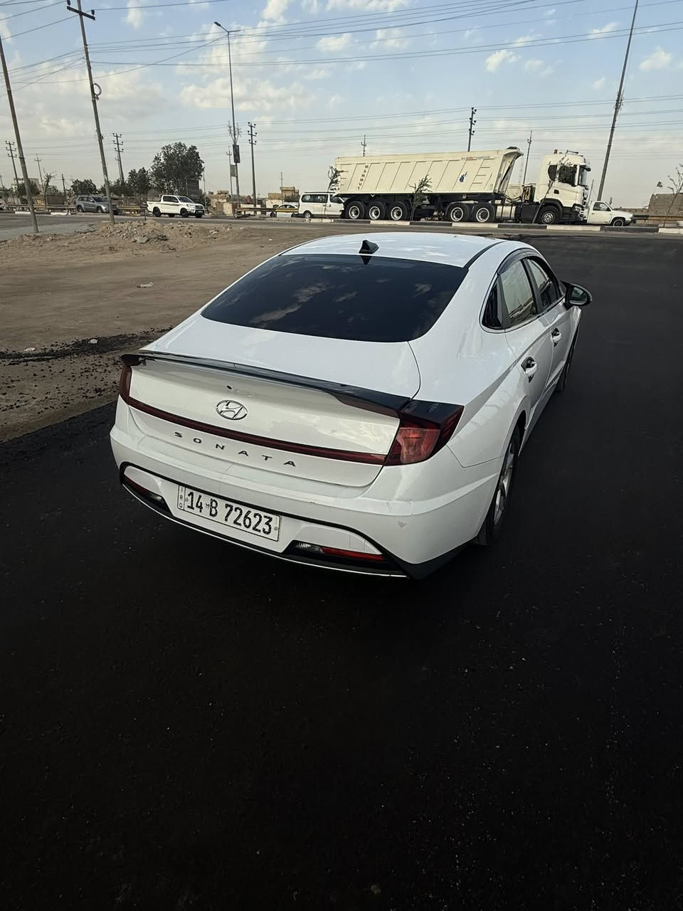 السلام عليكم شونكم اخوتي سوناتا 2023 حره بصره بااسم صديقي سياره بلكارتون ماشيه 26 الف بيها جاملق وبنيد ولغد بي تعديل بعد صوره الضربه موجوده بلنشر مواصفات عاديه مكينه 2500 بس الجاملق والبنيد والباقي كفاله عامه مكينه كير كفاله حداديه كفاله تايرات شرط ماصارلهن شهر سياره صدك ماذب عليها لعب مكاني بصره كرمه علي ***********يولد للتنويه سياره بدون مراوس بيع فقط ومااعتقد اكو هيج سعر بيضه وحره ب157 وبيها مجال بسيط وبخدمتكم
