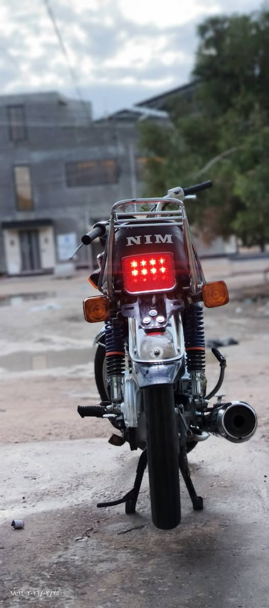 نامه سكنر موديل 27 طالعه بشهر 1
سعر 650 وبيها مجال قليل رقم هاتف ***********
