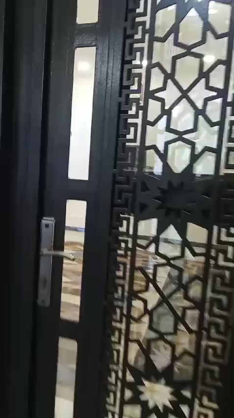 السلام عليكم
بيت طابو زراعي سند 25 منطقة البلديات- شارع المصرف ضياء الحلفي
البيت يبعد خمس افرع عن الرسمي  ومقدمين على معاملة تطويب
مساحة البيت 100 متر 5×20
البيت مسلح وكامل من فوك ليجوة وبناءه حديث2020 
البيت عبارة عن طابقين ونص صالة جبيرة واستقبال  وحوش الطابق الثاني غرفتين سويتات مثل ما موضح بالفيديو بالاضافة للطابق الثالث بي غرفة ايضا سويت وسطح وبيتونة
 وخدمات المنطقة من تبليط ومي ومجاري تجي وتشوف بعينك،المنطقة كلش راقية وما ناقصها اي شي
"***********"
‏ "***********" ‏ 
للاستفسار ذن ارقامنه
