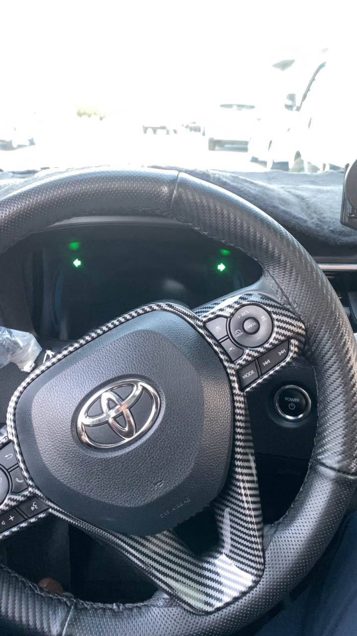 Toyota corlla. Hev. 2025
سلام عليكم ئه م كرؤلايه بؤفروشتنه كامل جوانكارى زؤرتازه و جوانه هه مووشتى به شه رته شه مسي بؤبه ستراوه بالى سنوق يه ده ره ش ستاندى شاشه زؤرتازه يه ٣٠هه زار كيلؤمه تر رؤييه 
چاملغى پيشه وه نيو بست كارته بستيك ده رگاشى pdr خوار بازار ١٥٥كه ميك مه جال *********** أربيل, العراق
