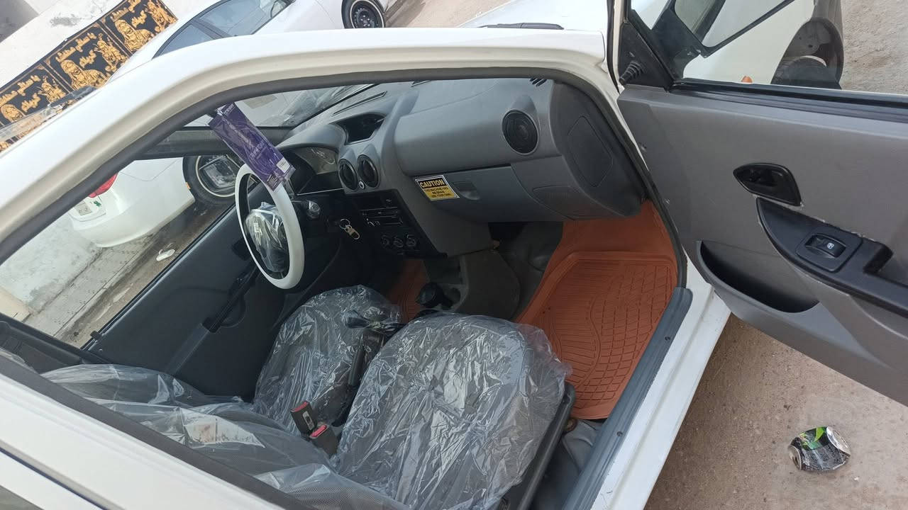 سايبه موديل ٢٠١٧السياره كفاله ماعده بارد فقط مكينه كير حداديه كله جاهز تبريد ❄❄تخام تاير باتري جديد السياره مال بيت ستخدام شخصي مامشتغله تكسي السعر ٤٥وبيهه مجال مكاني نجف حي الميلاد مامتوجد فيس ***********
