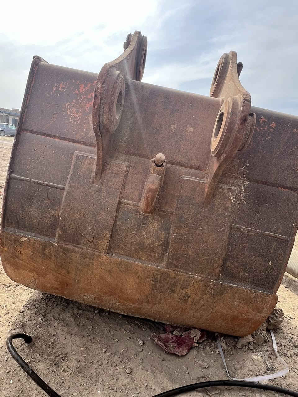 سلام عليكم البيع كيله متر و 10 بلاديه بيم 80 نضافه 95 - سعر الاتصال ***********
