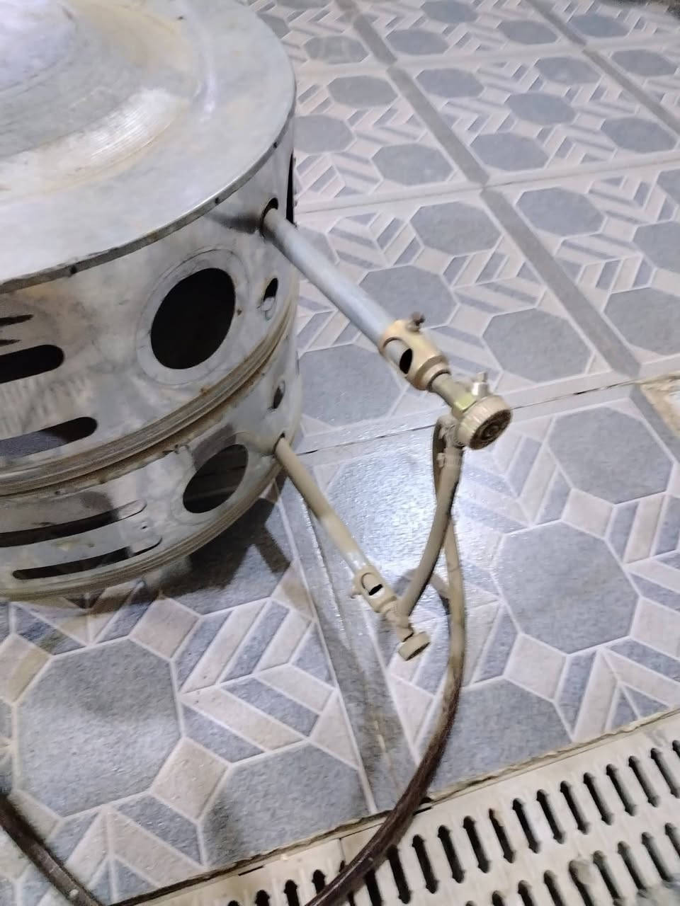 السلام عليكم من رخصه الادمن تنور غازي جديد استعمال قليل جدا كامل الملحقات صوندا و منضم غاز
الرقم /***********
العنوان /حله_بابل_حي الزهراء _مول بغداد_شارع 17
السعر/20 قفل
