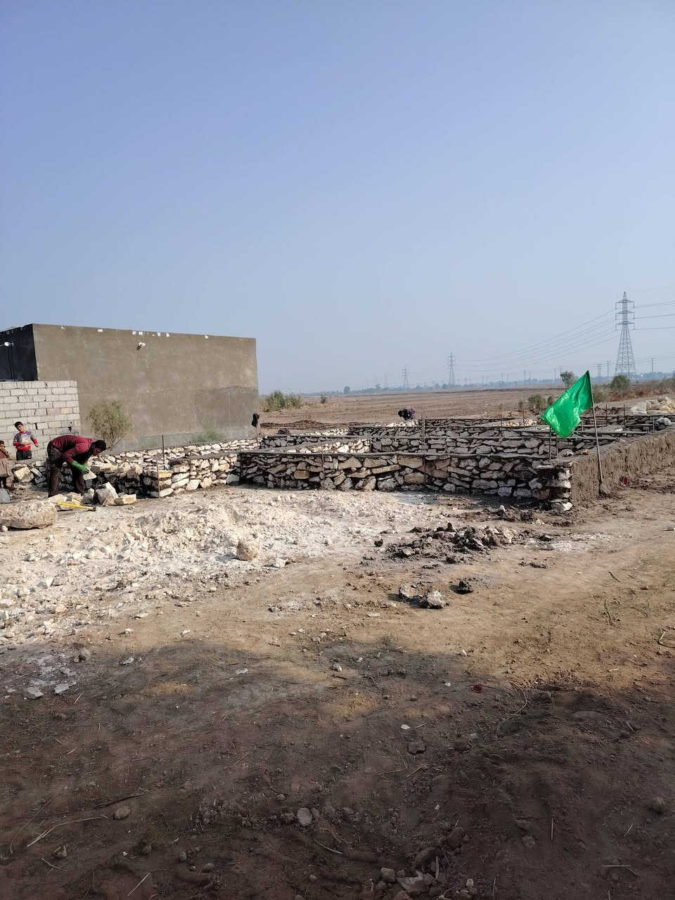 بناء حجر درجة اول كرسته وعمل الستفسار التصال ***********
