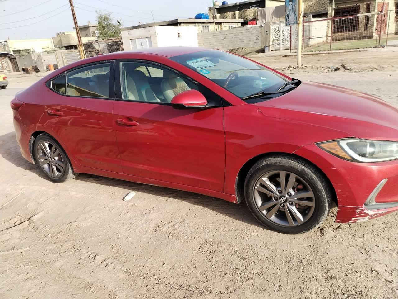 السلام عليكم  النترا 2017 رقم واسط باسمي كير ومحرك وحدادية مكفولات بدون ايرباك بيها صبغ خمس، قطع  بدون دواخل شواصي مكفولات وبيها بارد بالجنطة مكاني نجف السعر قفل 105 وهذا رقمي ***********.    ***********
