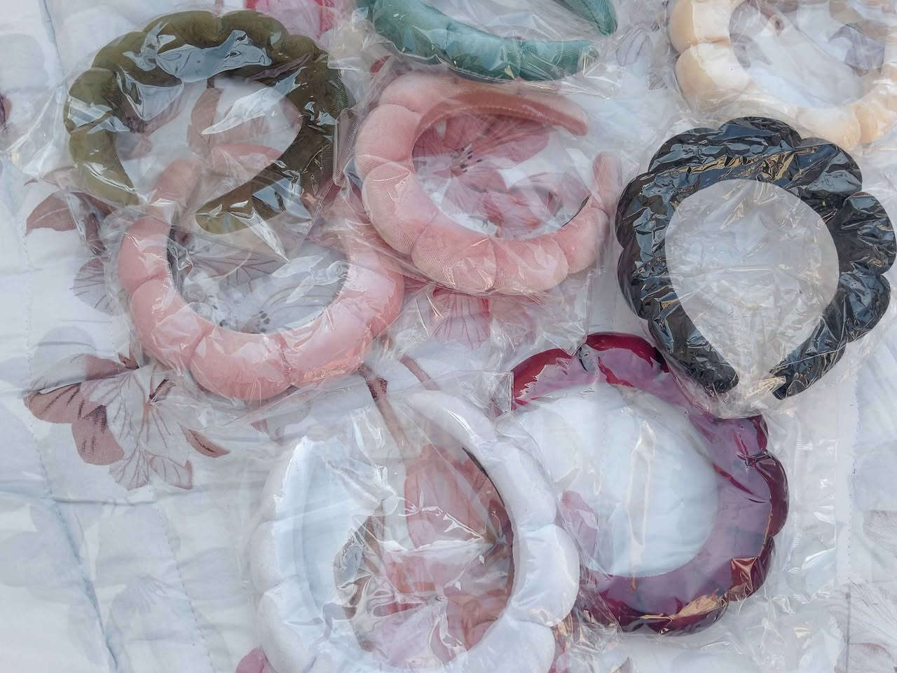 مواد تجميل واكسسوارات تصفيه محل بيع جمله مفرد مكاني نجف حي الزهراء سعر اقل من الجمله تواصل خاص لو واتساب *********** النجف, العراق
