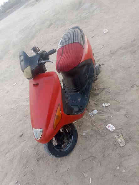 دراجة فراشة فحل كهربائيات كلة شغال كفرات نضيفات كلش نكرة سلف شغل واطلع سعر 350 وبيها مجال اي استفسار اتصل *********** مكاني سماوة الرميثة
