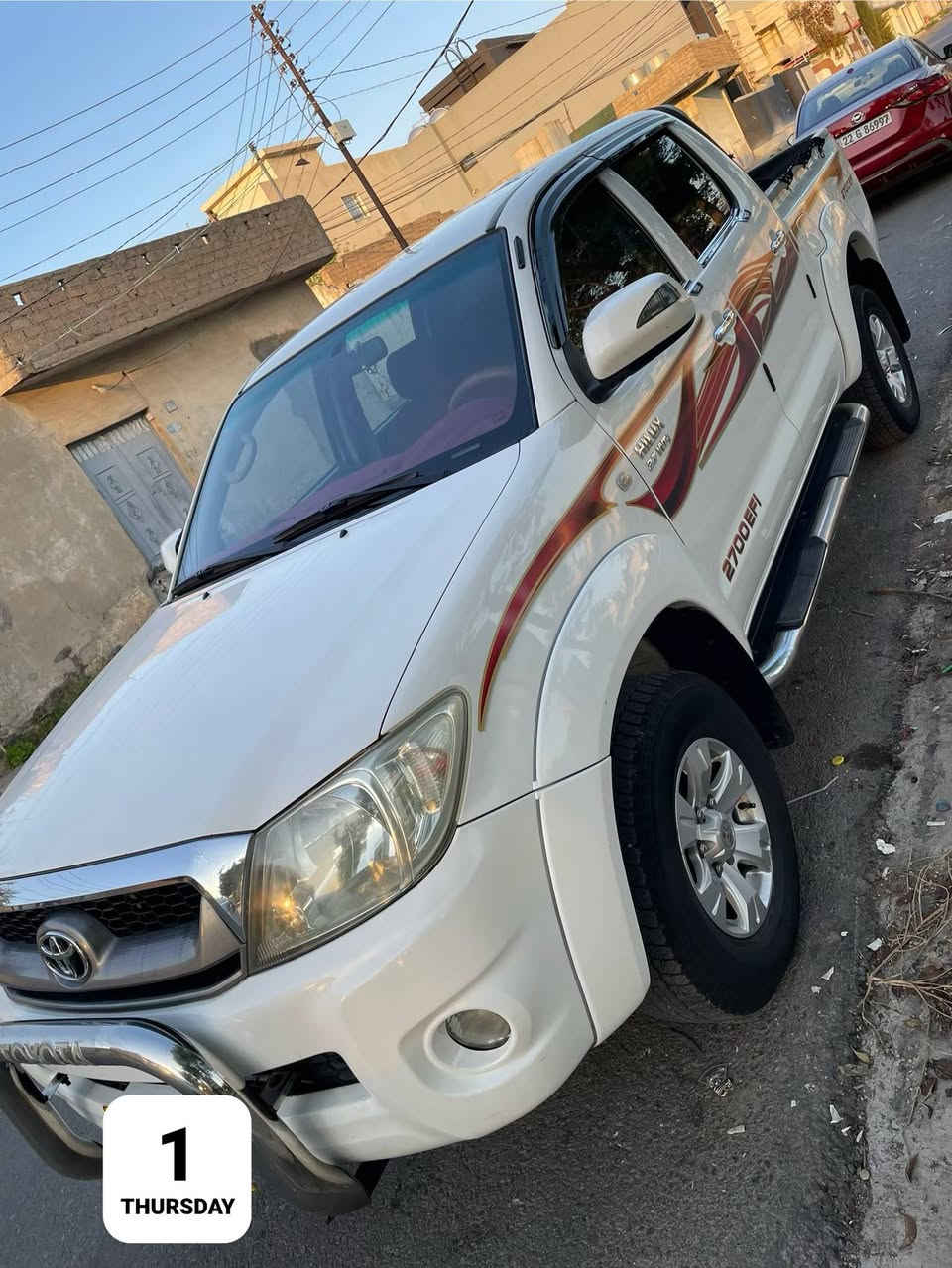 سيارة تويوتا هايلوكس دبل اكسل نظيفة  ، بدون صبغ بدون حادث كير و محرك ١٠٠%١٠٠ ضمان عام ، رقم و سنوية و هزة جديدة رقم دهوك مميز ، وارد سعودي نخب اول شاصي عالي. 
السعر ٢١٠ ورقة 
تلفون ( واتس اب ) 
***********
