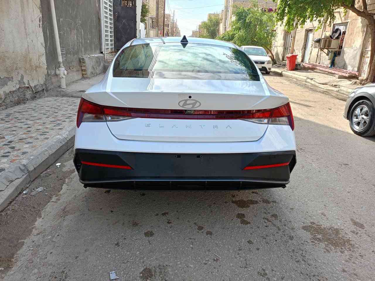 السياره حلوه بيها تبديل بنيد اصلي  تفصيخ صبغ في مقدم الشاصي ول فخذه ول باقي كفاله عامه ماشيه 3 الف فقط
مواصفات 
شاشاه كبيره 

رادار امامي خلفي

رادار جوانب

مثبت سرعه

قياده شبه ذاتيه   تثبيت مسار

سياره بصمه 

شاشه اكترونيه

كامره خلفيه اماميه

السعر  150 وبيه مجال

للتواصل على هذا الرقم ***********
